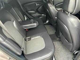 HYUNDAI IX35  CRDi 85KW EXKLUZÍV - 9