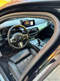 BMW 520d M packet, Carbonschwarz, 148.000km, 18.990 eur net. - 9