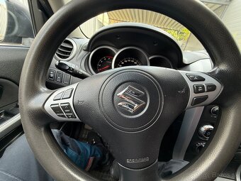 Predam suzuki grand vitara 2008 1,9DDIS 4x4 pozorne čítať - 9