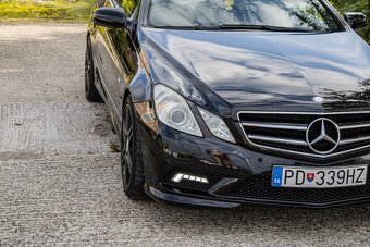 Mercedes-Benz E350 CDI Blue Coupé - 9