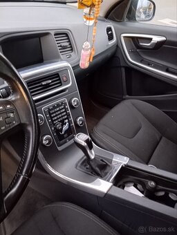 Volvo v60 - 9