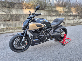 Ducati Diavel 1200 - 9