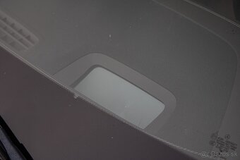 Mercedes-Benz E trieda Sedan 300 de 143 kw - AJ NA SPLÁTKY - 9