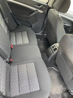 Škoda octavia 2012 1.6 DSG - 9