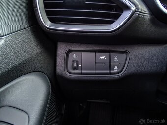 Hyundai Santa Fe 2.2 CRDi 4x4 A/T, 148kW, AKO NOVÉ, ZÁRUKA - 9