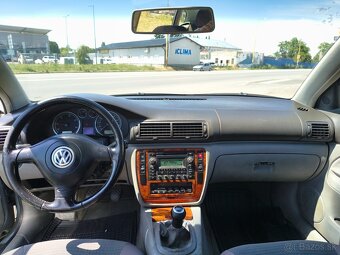 Volkswagen Passat 1.9 TDI 4-Motion - 9