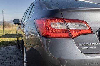 Subaru Legacy - 9