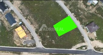 PREDAJ: Stav. pozemok s IS; 640 m2, Mlynica-Poprad, 120.000 - 9