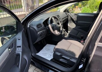 Volkswagen Golf 1,4i VI serviska , klima , benzín manuál - 9
