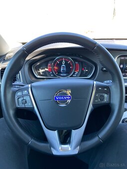 Volvo V40 Cross Country D2 Momentum Pro, Top stav. - 9
