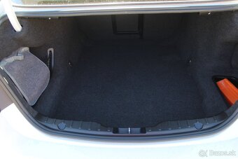 BMW Rad 5 520d automat kúp. v SVK - 9