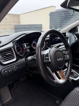 KIA Ceed SW Vision 1,6 CRDi - v záruke, odpočet Dph - 9