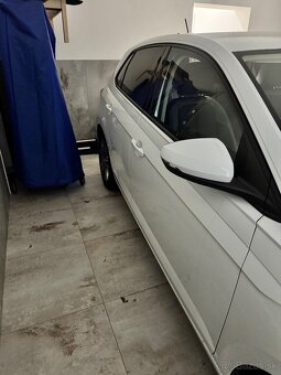 VW Polo 1.0 TSI Highline DSG 7 - 9