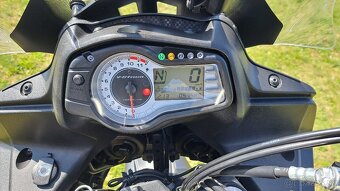 Suzuki DL 650 V-strom 2012 ABS - 9