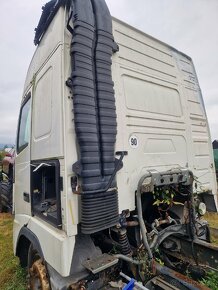 Volvo FH12 2002 - 9