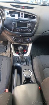 Ceed sw lpg nová STK po servise - 9