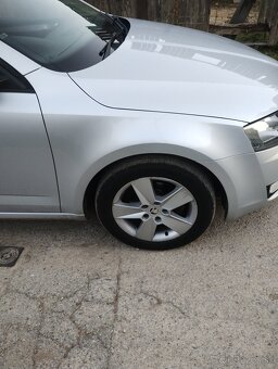 Rozpredám škoda Octavia 3 sedan - 9