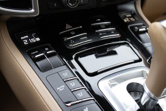 Porsche Cayenne S 3,0 176kw - 9