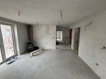 Novostavba RD 330m2 - 9