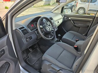 Volkswagen Touran - 9