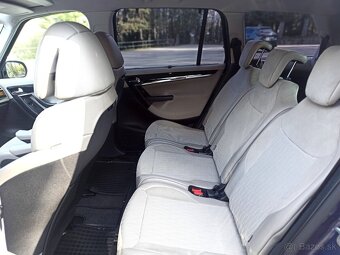 Citroen C4 Grand Picasso 2.0hdi, 100kw,r.v.2011,7 miestny - 9