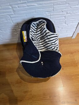 Kociar Moon Style a autosedačka Cybex - 9