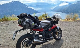 Triumph Street Triple 675 R - 9
