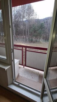 Na predaj 3i byt v Hnúšti s balkónom - 9