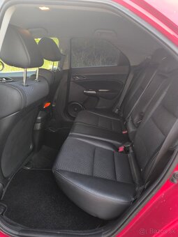 Honda Civic 8g 1.8 benzín GT - 9
