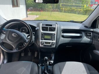 Kia Sportage 2.0 benzín 4x4, 2008, SK auto - 9