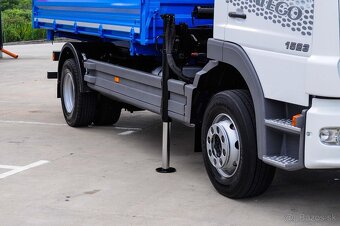 MERCEDES ATEGO 1523 TROJSTRANNÝ SKLÁPAČ + HYDRAULICKÁ RUKA - 9