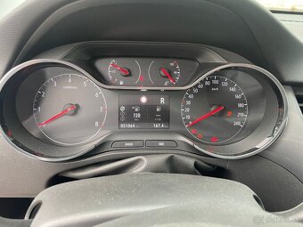 Opel Crossland 1.2i 96kw, r.12/2022, klima, automat, 1. maji - 9