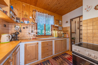 Na predaj čarovná chata uprostred lesa – Liptovský Ján - 9