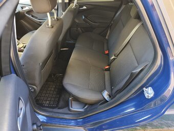 Ford Focus kombi - 9