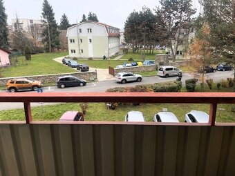 Lukratívny 3,5i byt -balkón a lodžia v centre Brezna -82 m2 - 9