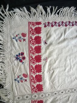 Veľký starý svadobný obrus - 100 ročný 150x220 cm - 9
