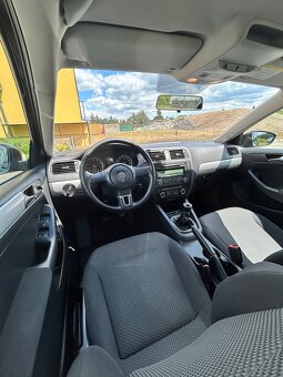 Volkswagen jetta - 9