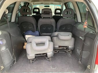 Volkswagen Sharan 1.9 tdi 4motion - 9