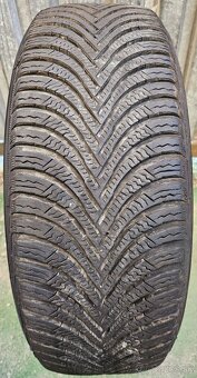 Špičkové zimné pneumatiky MICHELIN - 205/60 r16 - 9