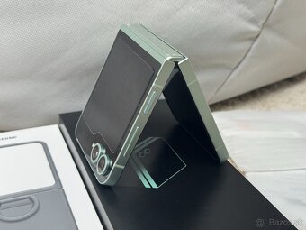 Samsung Z Flip6 - RAM 12GB / 256GB Mint - AKO NOVÝ - 9