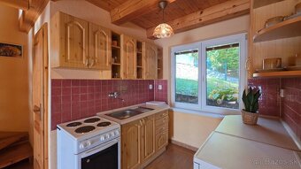 V prekrásnom prostredí prírody rekreačná chata s pozemkom 38 - 9