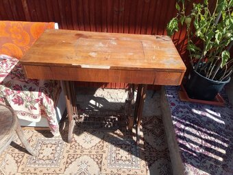 Šijací stroj manualny - 9