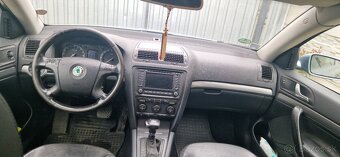 Škoda Octavia 2 Combi 2.0 TDI 103 KW DSG - 9