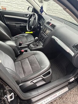 Skoda Octavia scout - 9