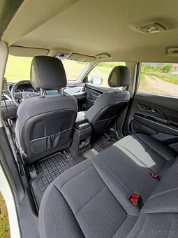 SsangYong KORANDO Style+ 1.5 GDI-T 120kW FWD M6 - 9