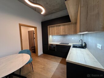 Prenájom 2-izbového bytu, Malá Praha, Suvorovova - 9
