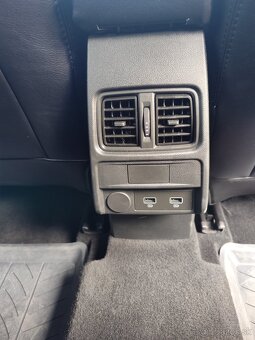 Renault Arkana 1.3 TCe 140 mHEV Intens EDC automat 7st - 9