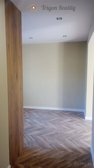 NOVOREKONŠTRUOVANÝ 2 izbový tehlový byt - 9