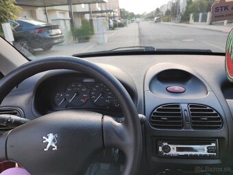 Peugeot 206 - 9
