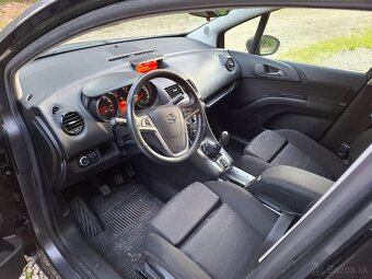 Opel Meriva - 9